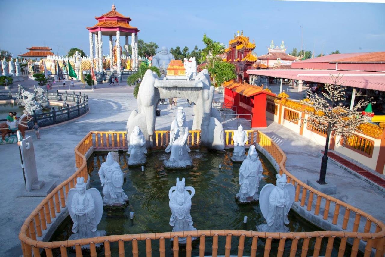 Teluk Batik 17Paradisehome Private Pool Karaoke Snooker Bbq 15Pax Lumut Luaran gambar